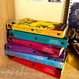 Scarlet & Ivy book full book series